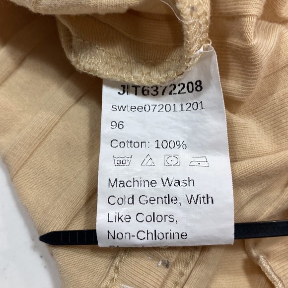 ❗2/$10❗Long sleeve beige T-shirt - Picture 6 of 7